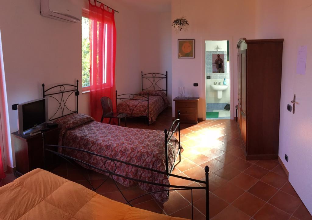 B&B Villa Zia Febronia Patti Exterior foto